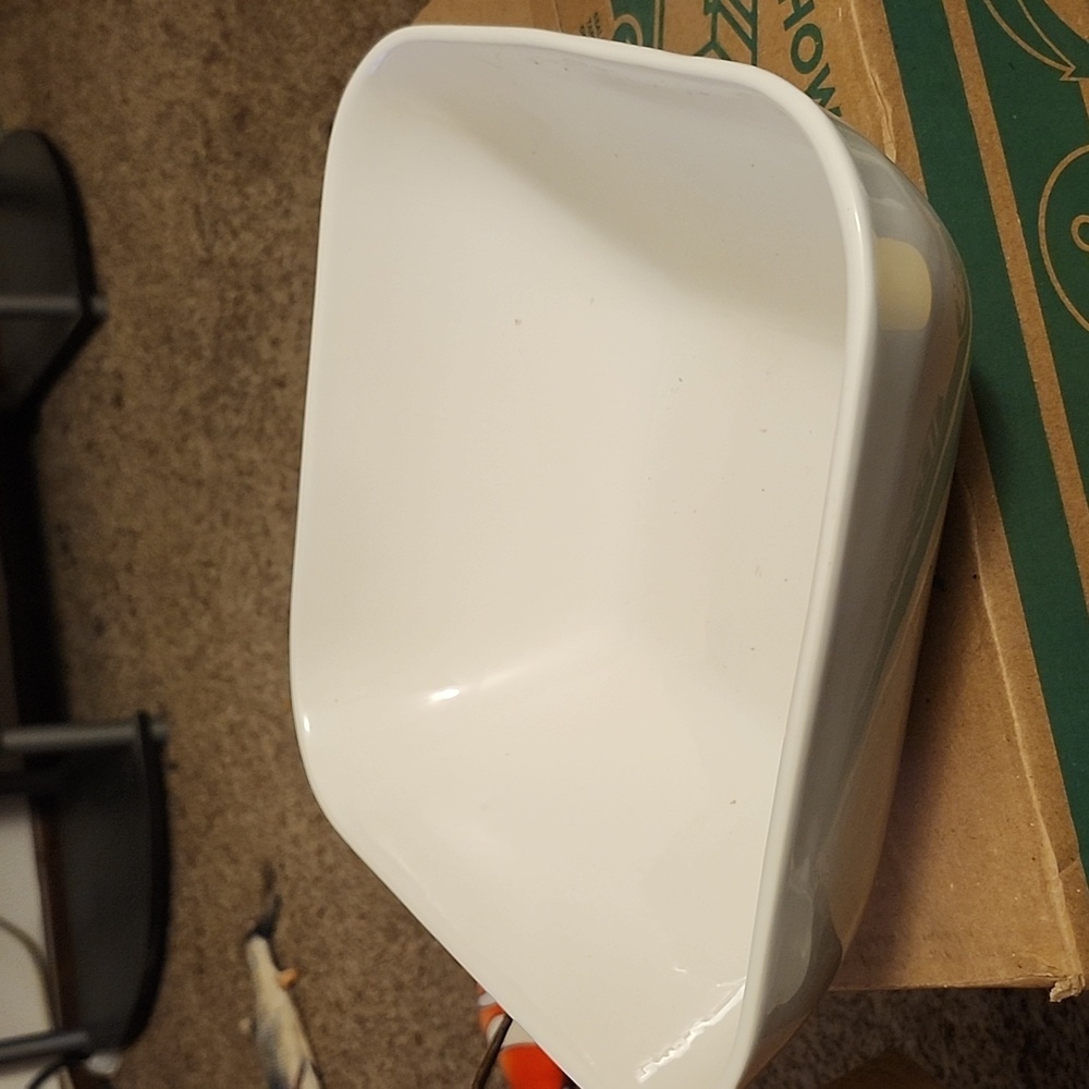 Serving bowl